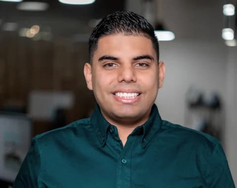 Cesar Eduardo Avila, Senior Sales Representative